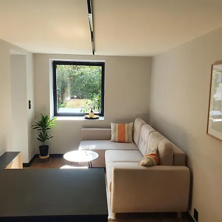 Newly Renovated And Stylish * ドランメン